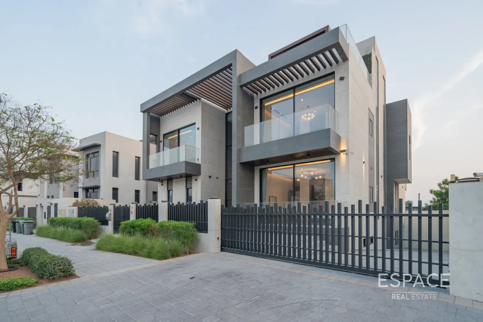 PropertiesGalleryCamera