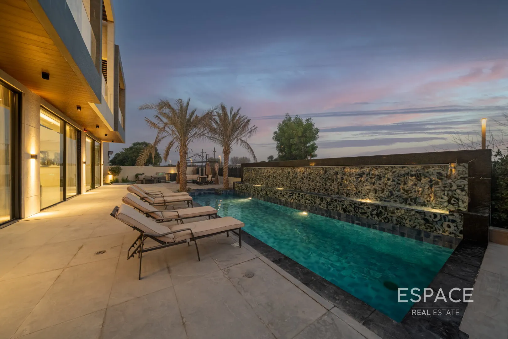 single static gallery