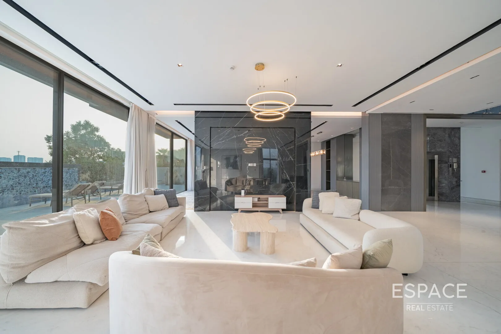 single static gallery