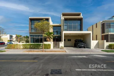 Golf Place 2, Dubai Hills Estate, Dubai - Espace