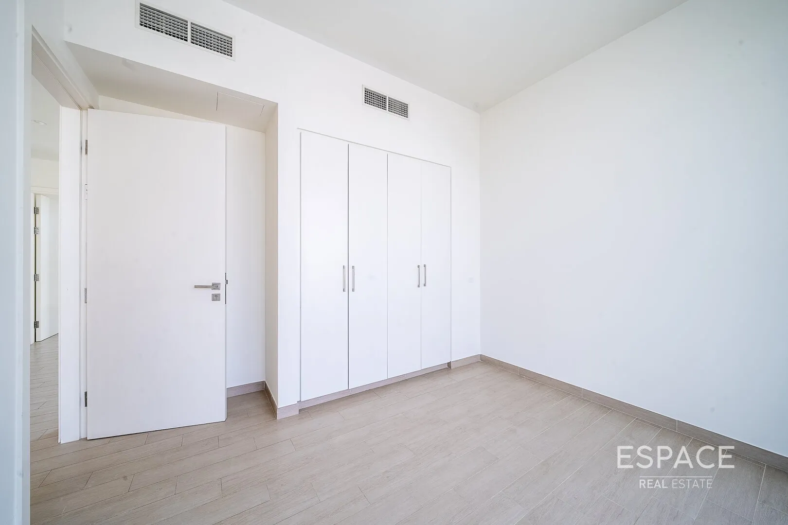 single static gallery