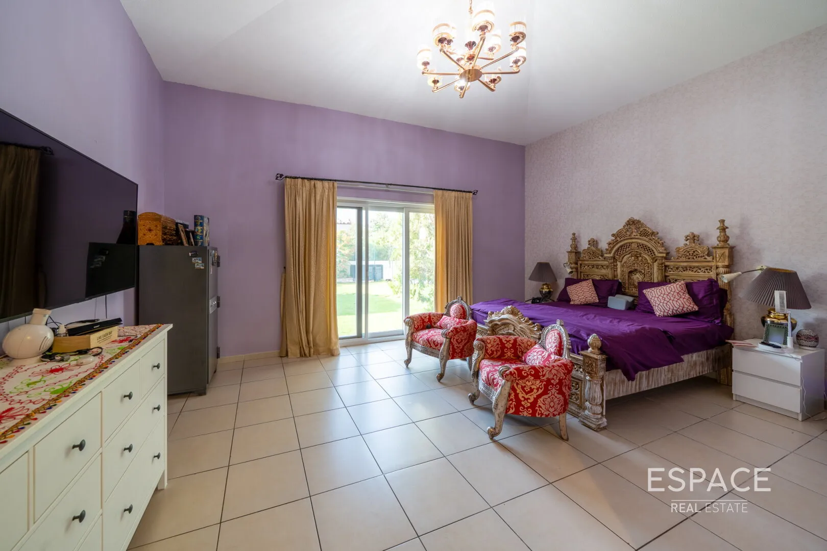 PropertiesGalleryCamera