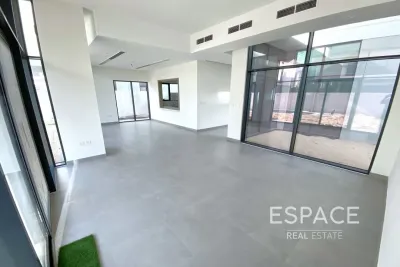 Murooj Al Furjan - East, Al Furjan, Dubai - Espace
