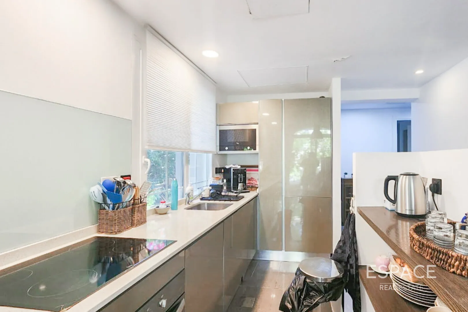 single static gallery