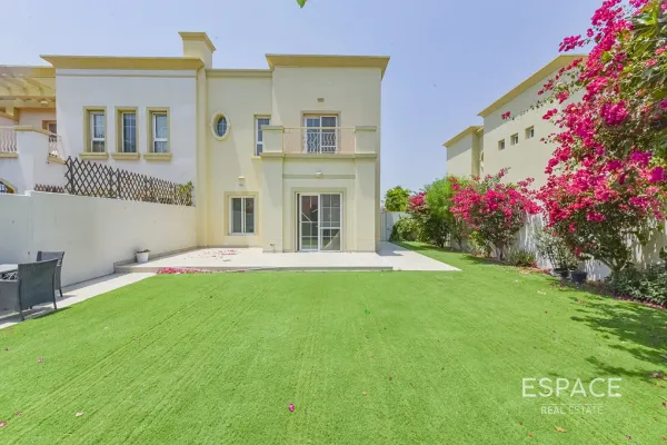 Springs 3, Springs, Dubai - Espace