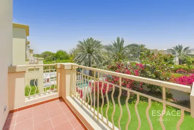 Springs 3, Springs, Dubai - Espace