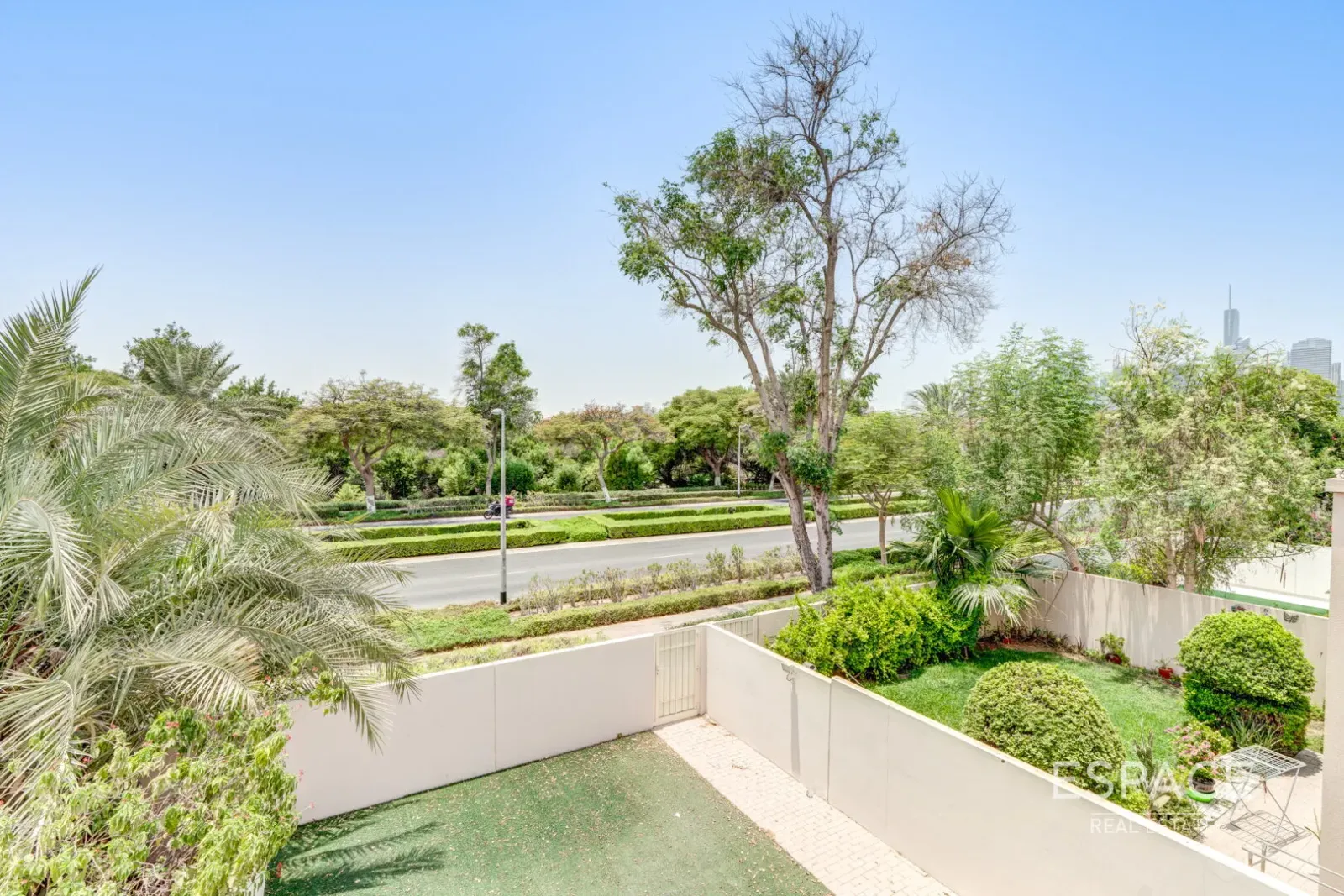 PropertiesGalleryCamera