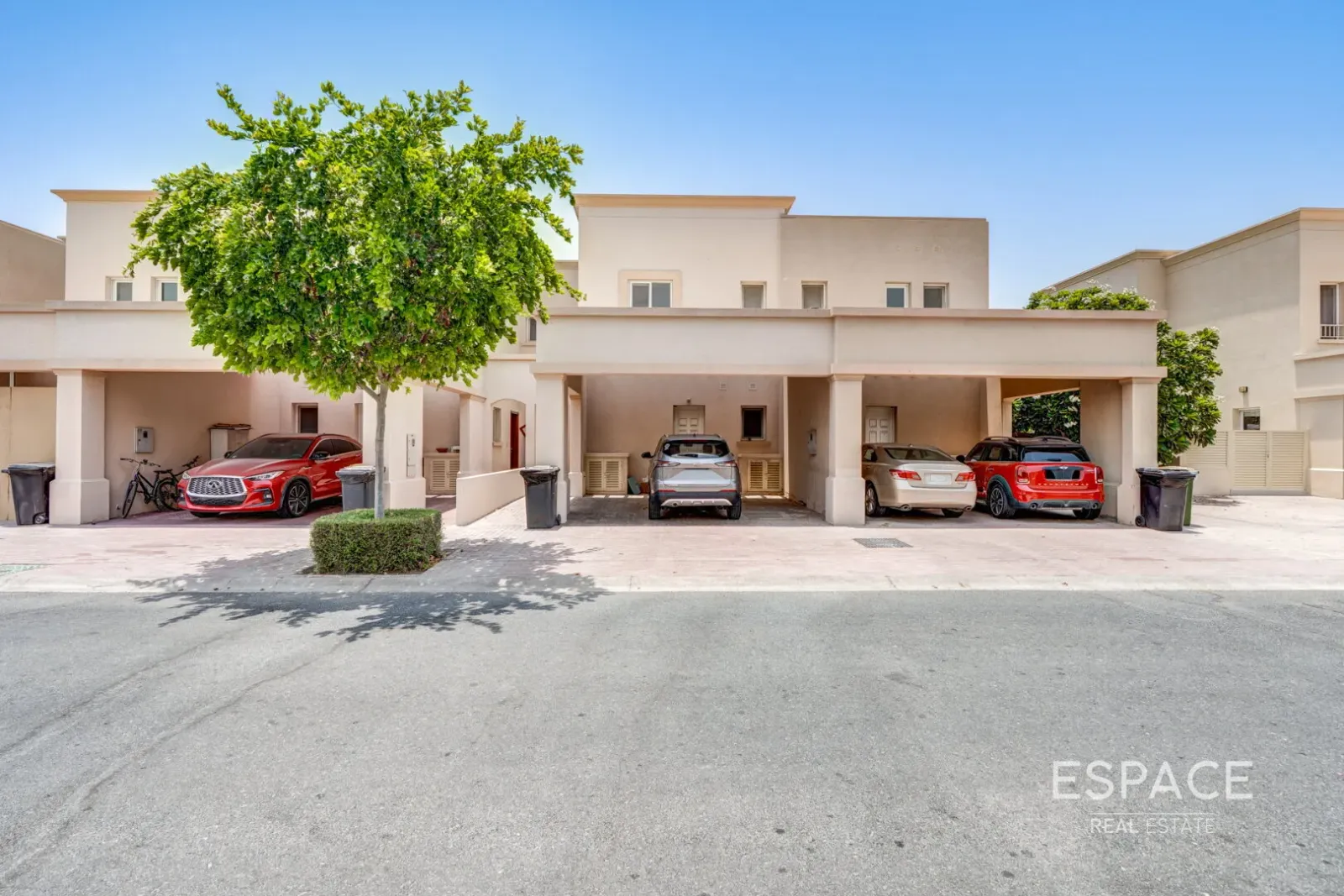 PropertiesGalleryCamera