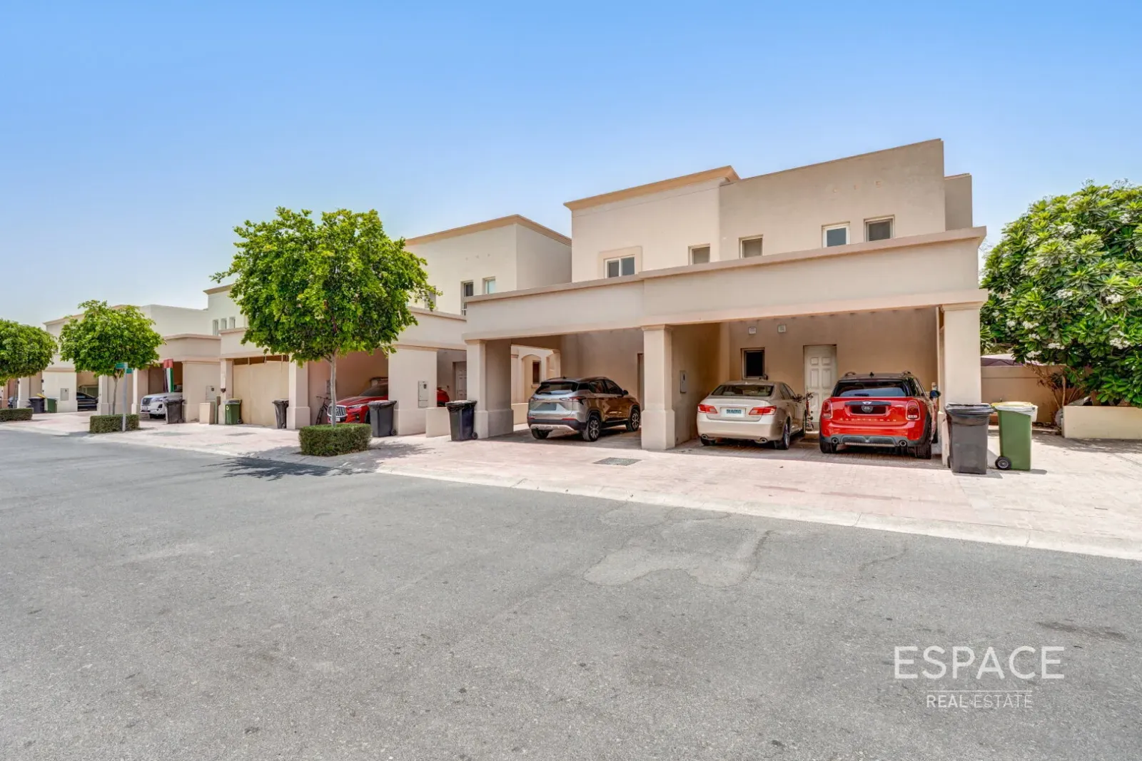 PropertiesGalleryCamera