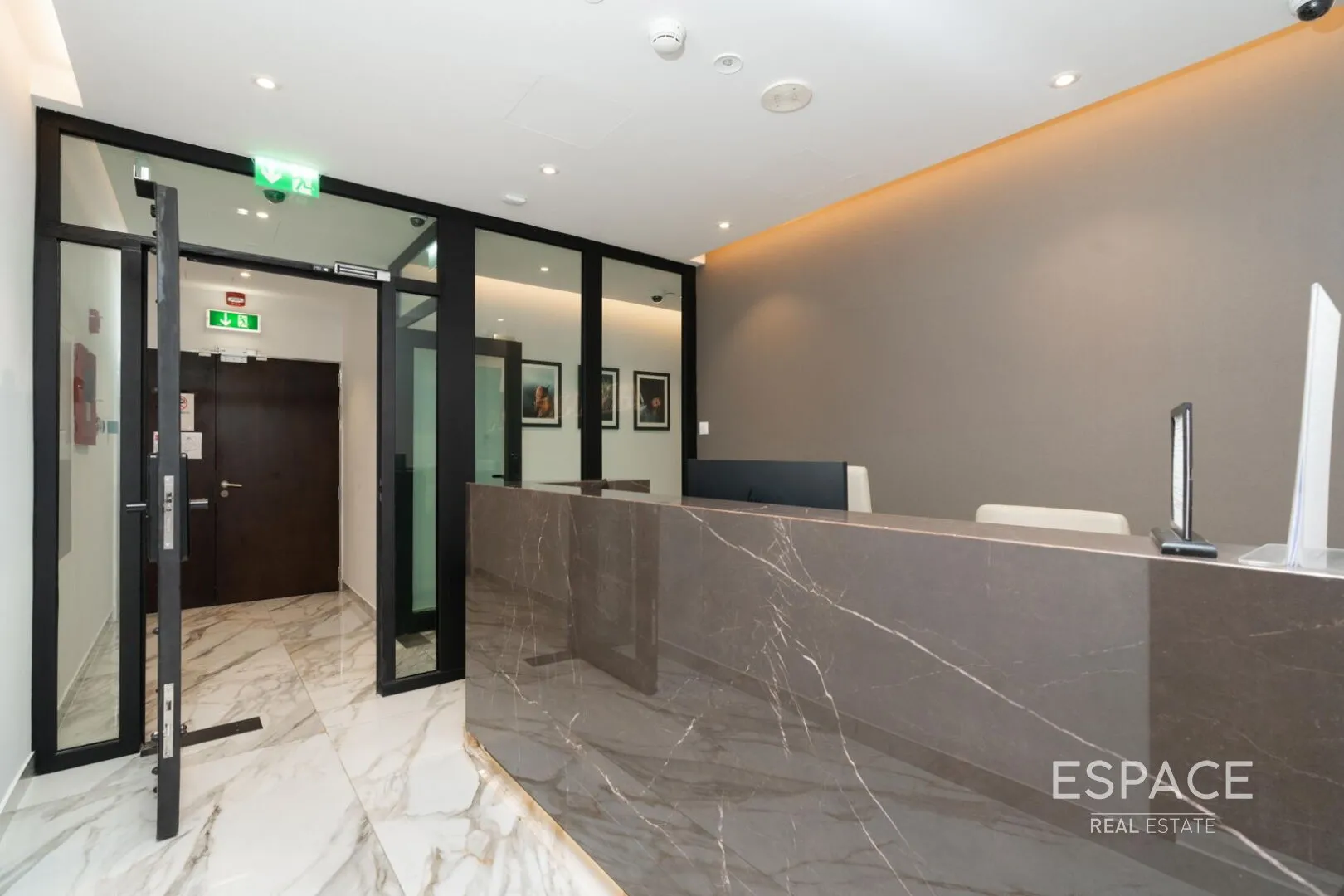 PropertiesGalleryCamera