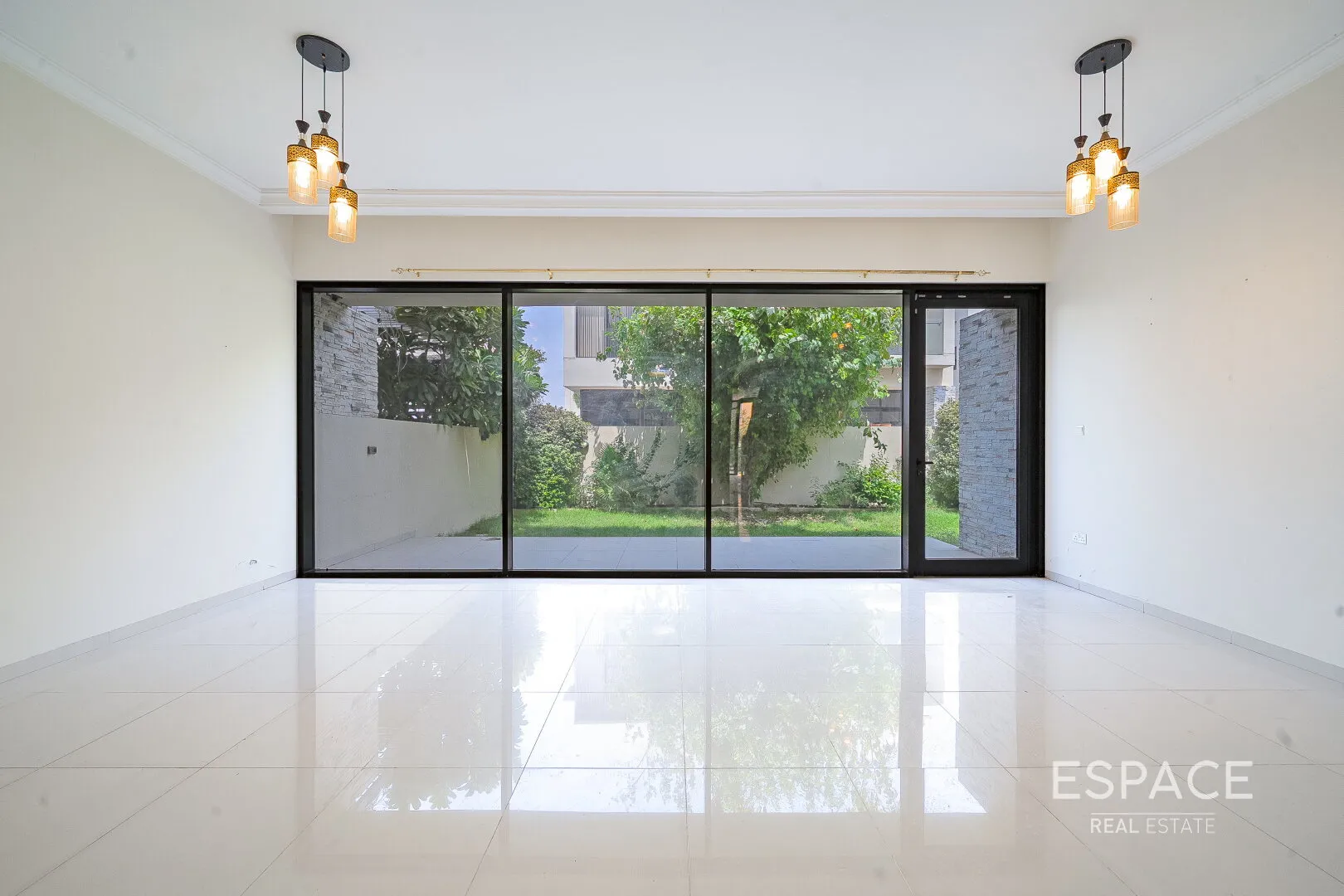 single static gallery