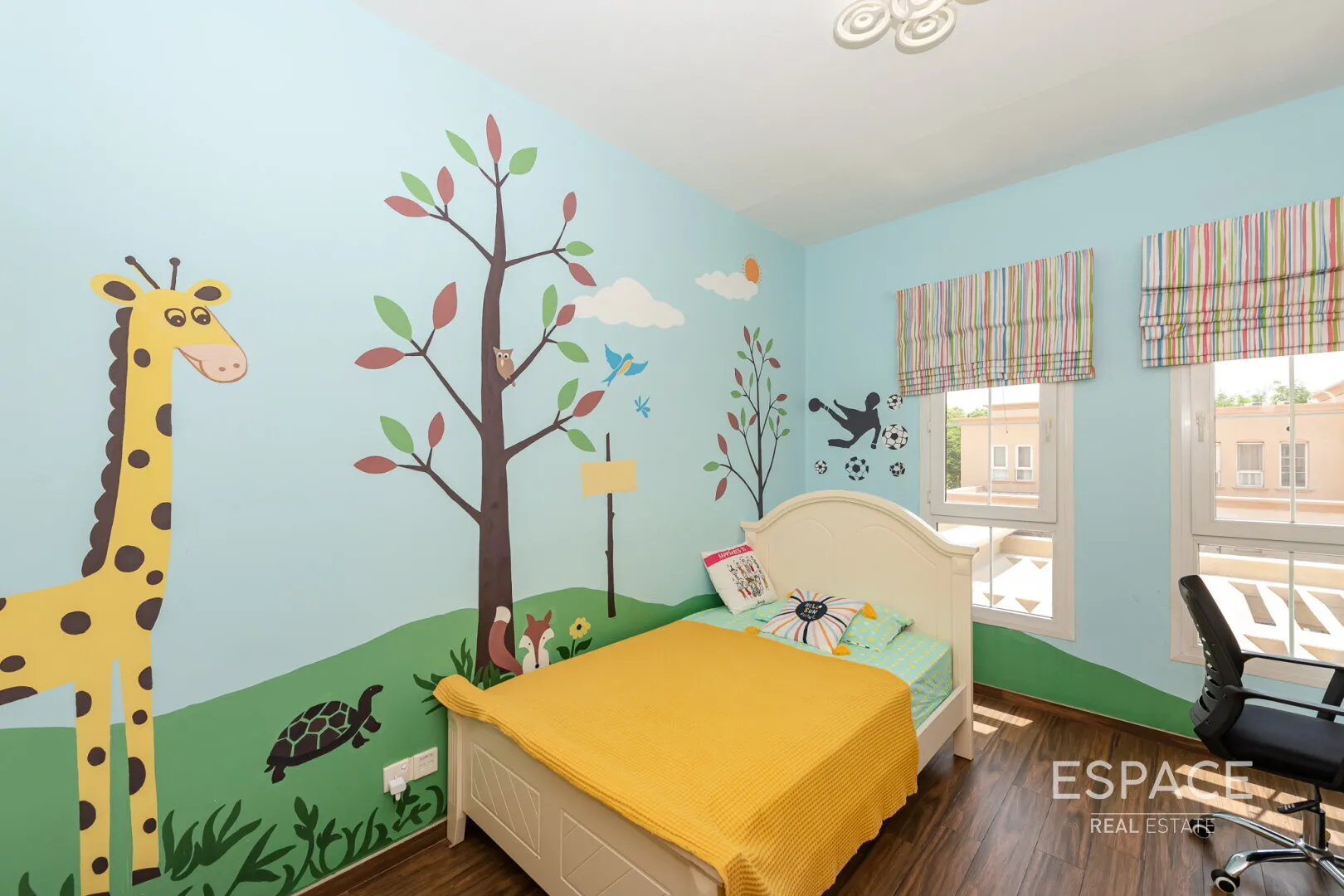 PropertiesGalleryCamera