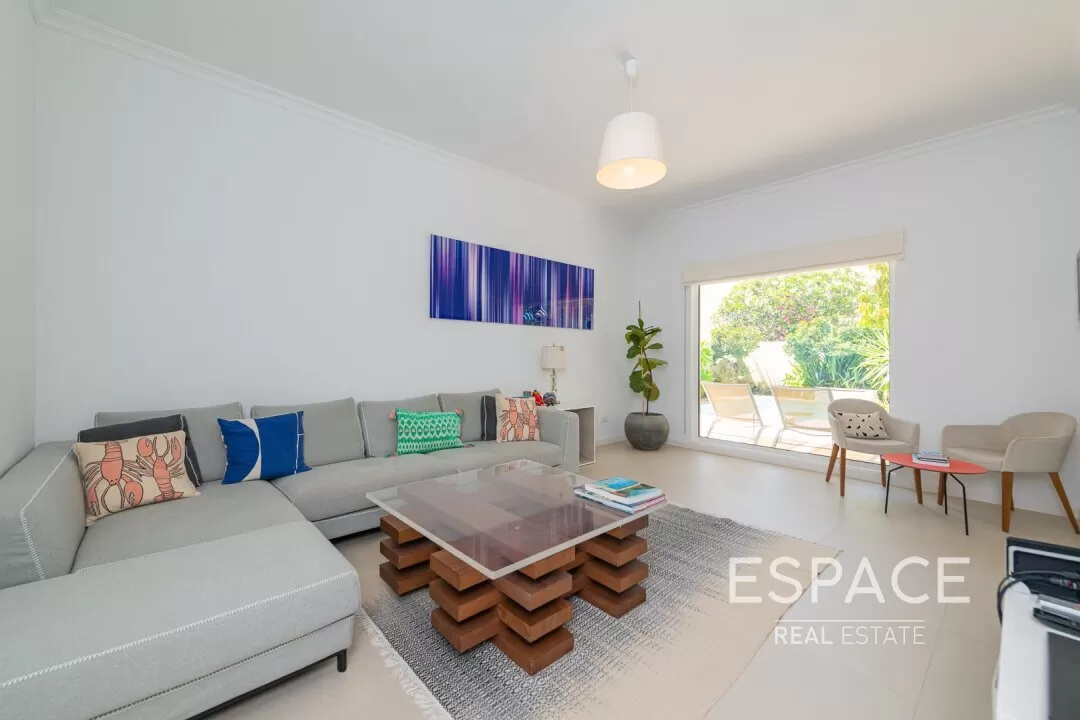 single static gallery