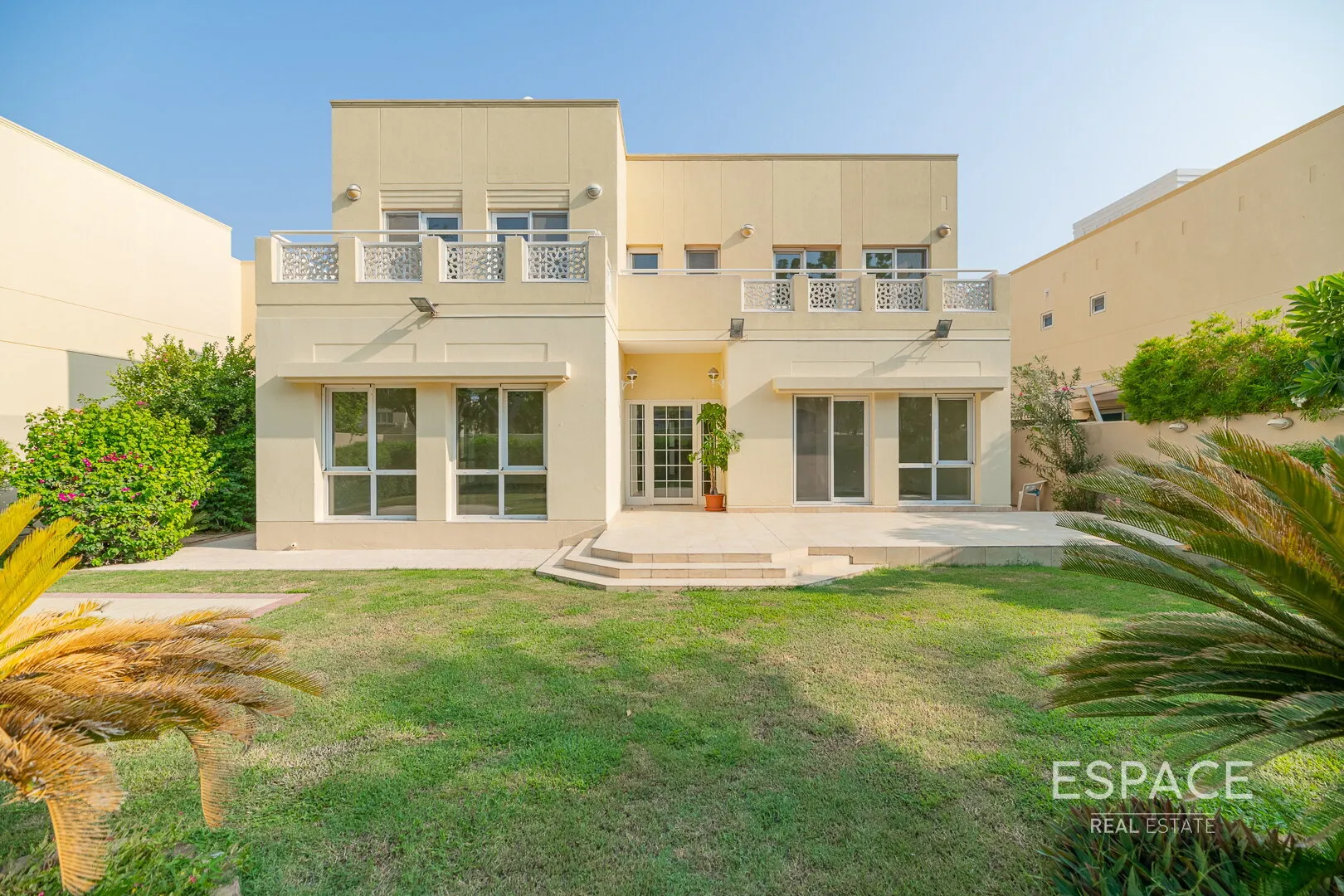 PropertiesGalleryCamera