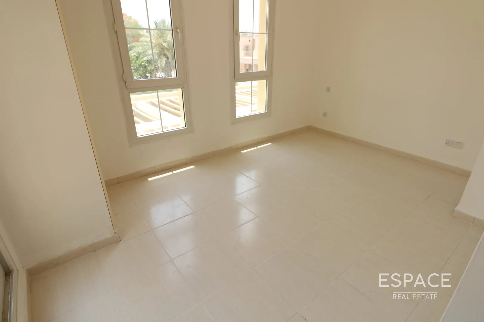 single static gallery