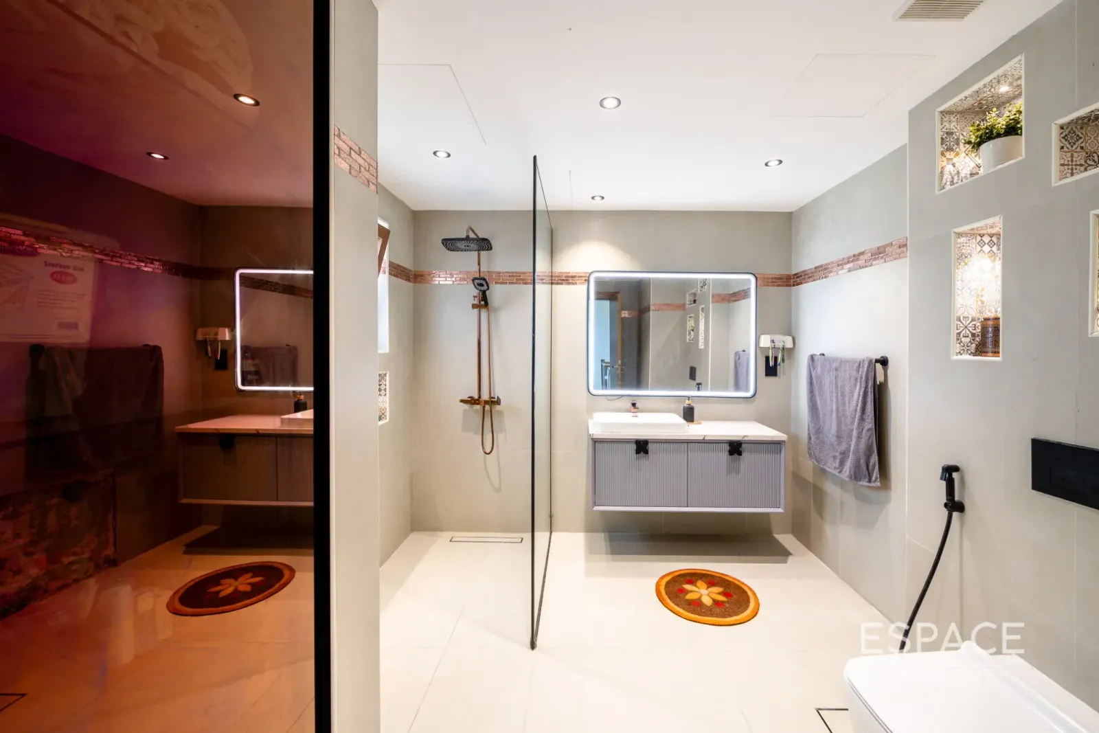 PropertiesGalleryCamera