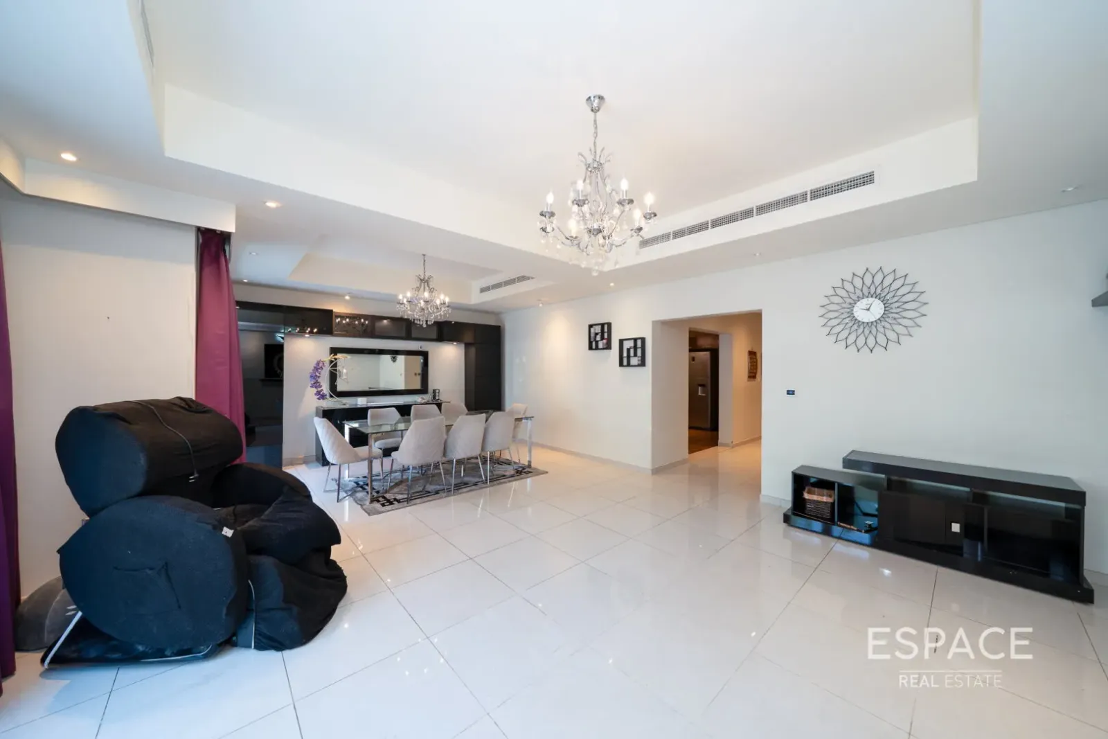 PropertiesGalleryCamera