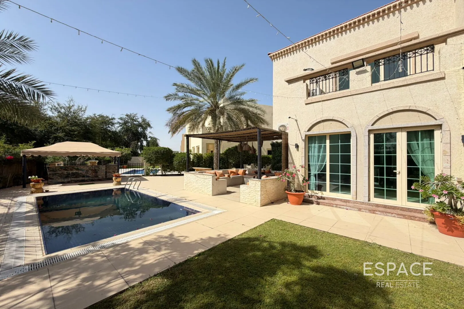 single static gallery