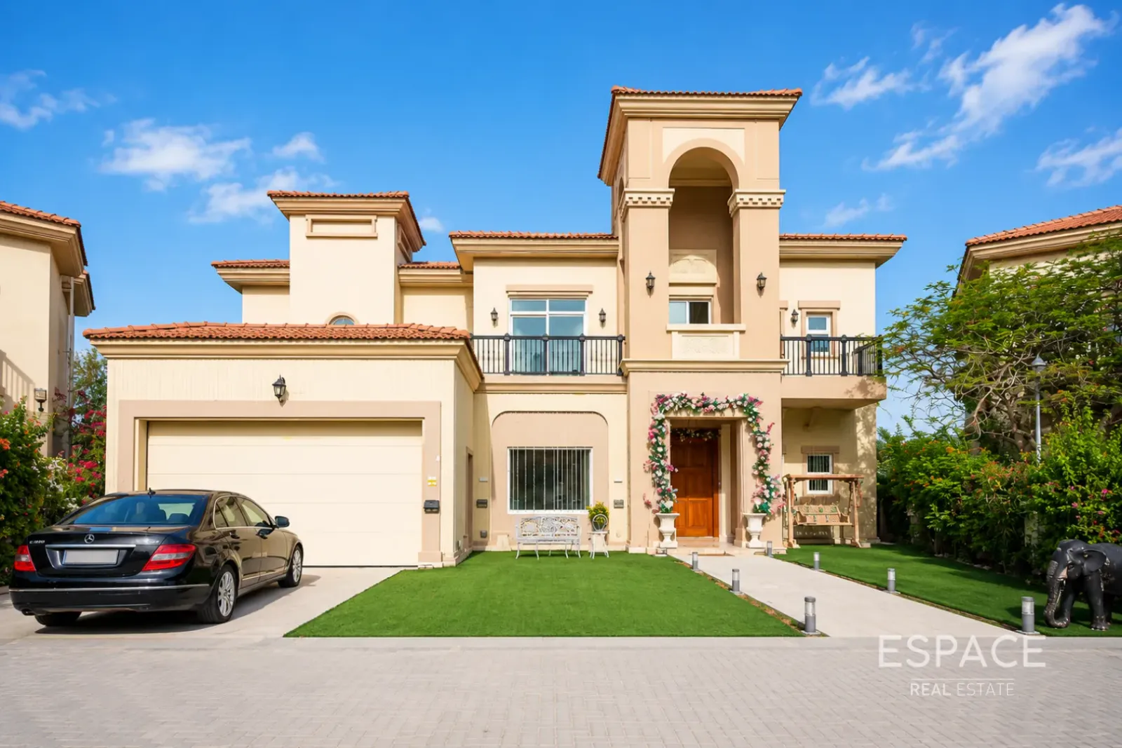 PropertiesGalleryCamera