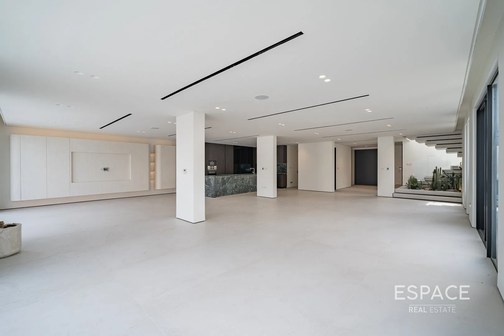 single static gallery