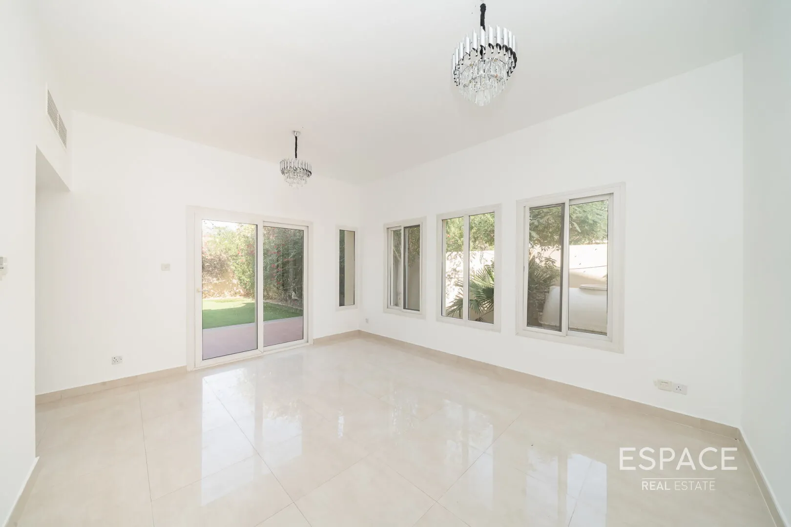 single static gallery