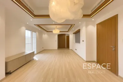Ghadeer 2, Lakes, Dubai - Espace