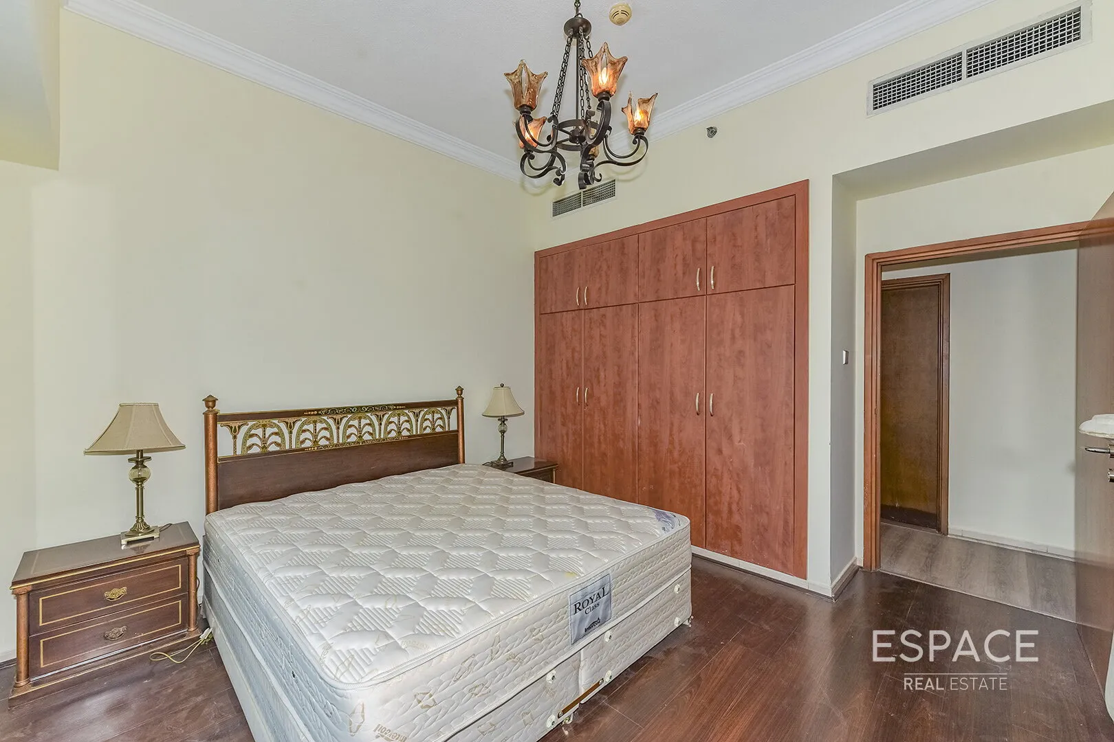 PropertiesGalleryCamera