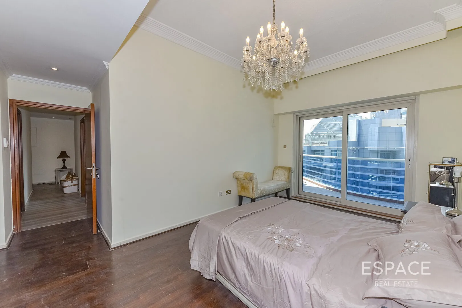 PropertiesGalleryCamera
