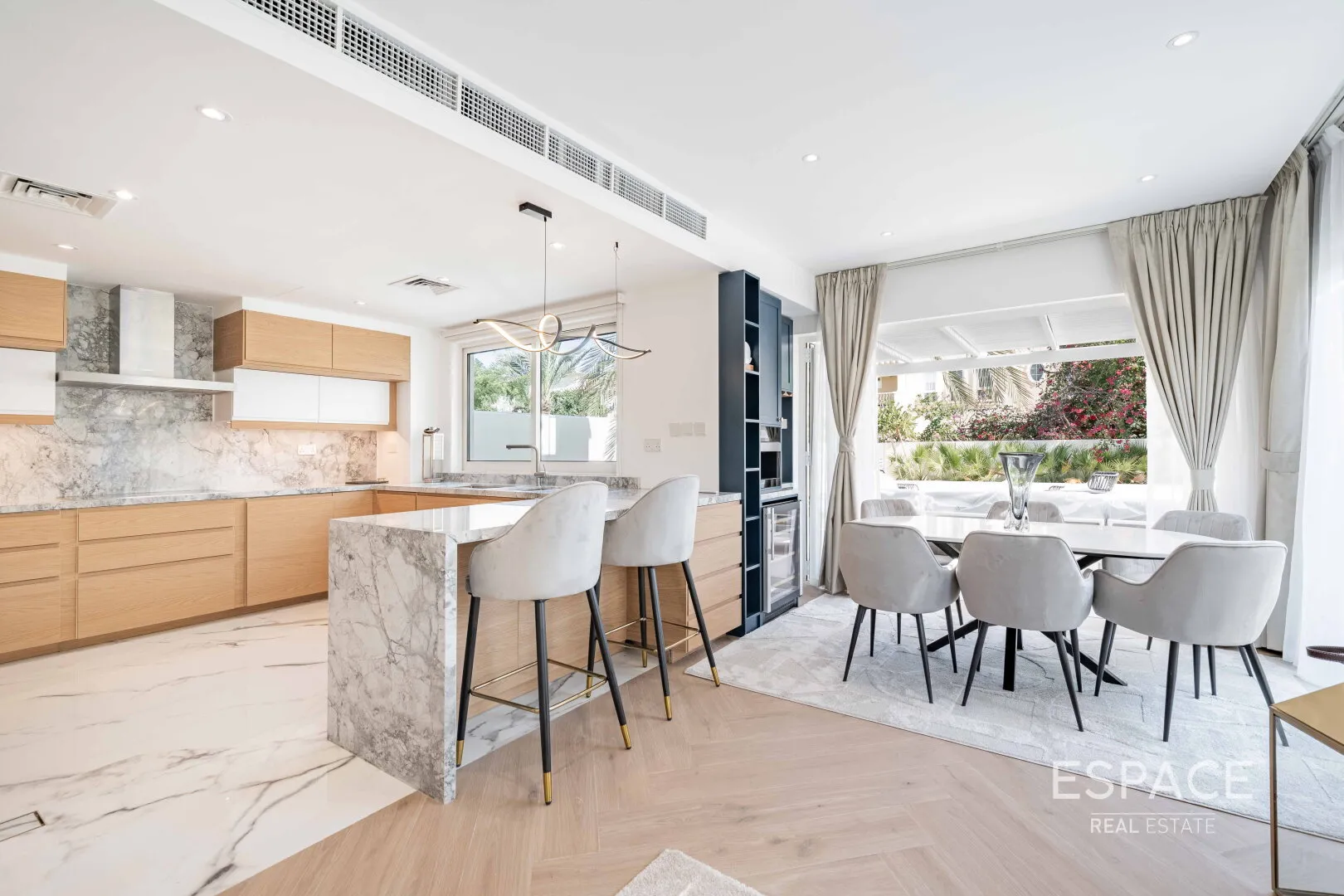 single static gallery