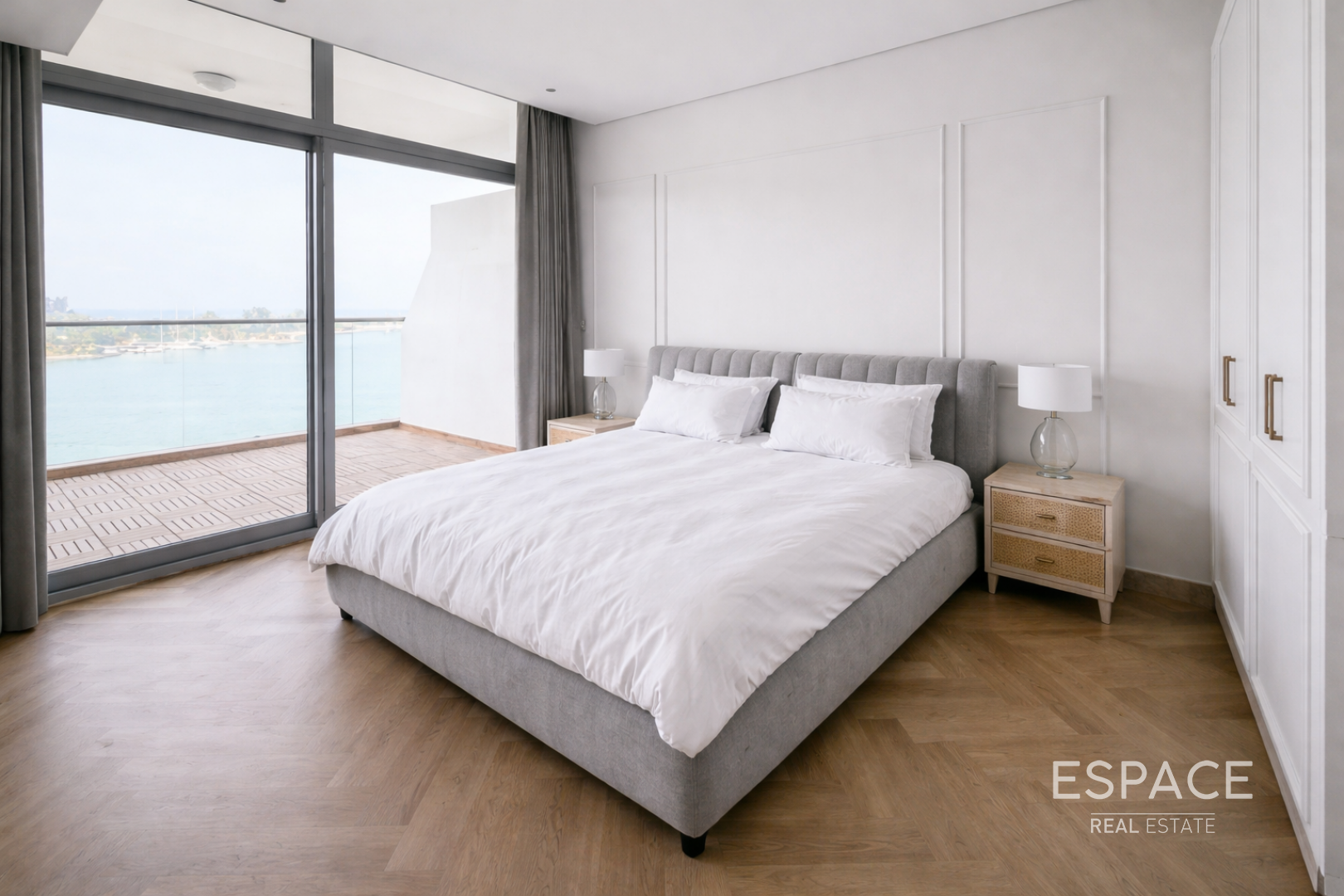 PropertiesGalleryCamera