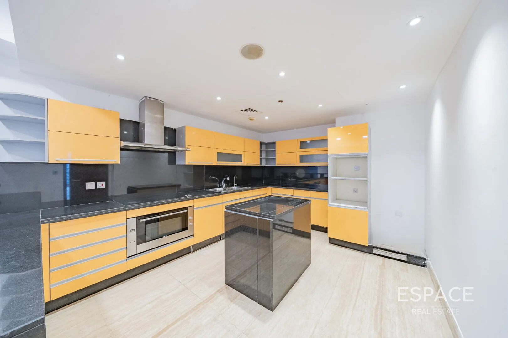 single static gallery