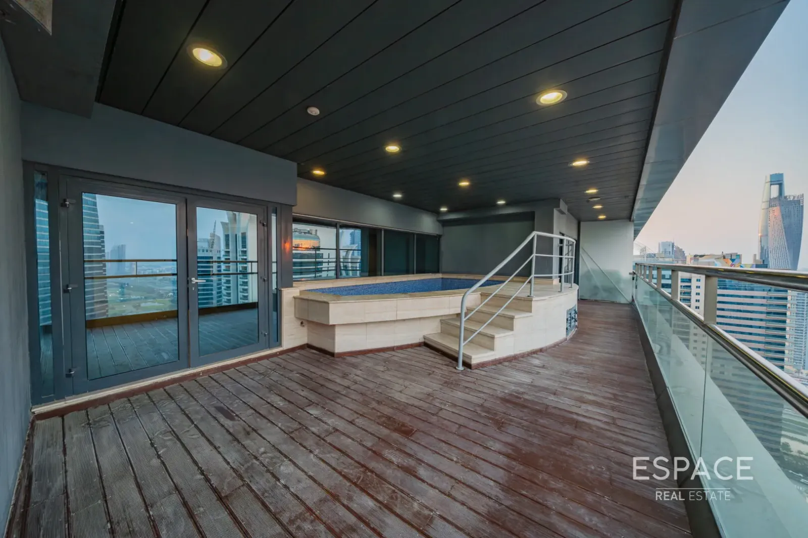 PropertiesGalleryCamera