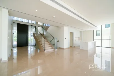 Address Hills Crest, Dubai Hills Estate, Dubai - Espace
