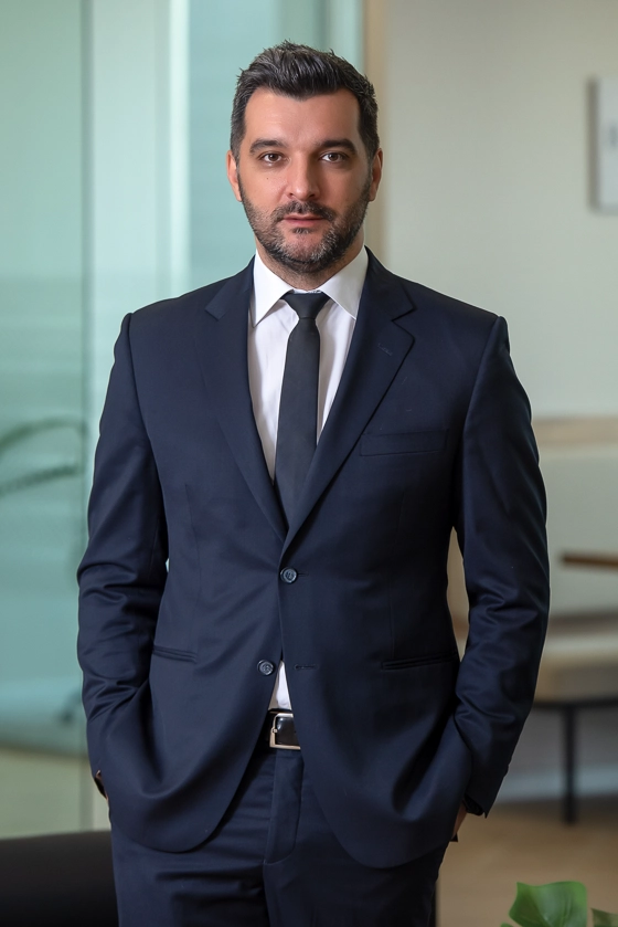 Iulian Paunescu, Property Manager - Espace