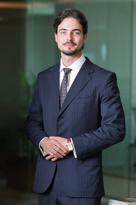 Artem Golenkov, Leasing Consultant - Espace